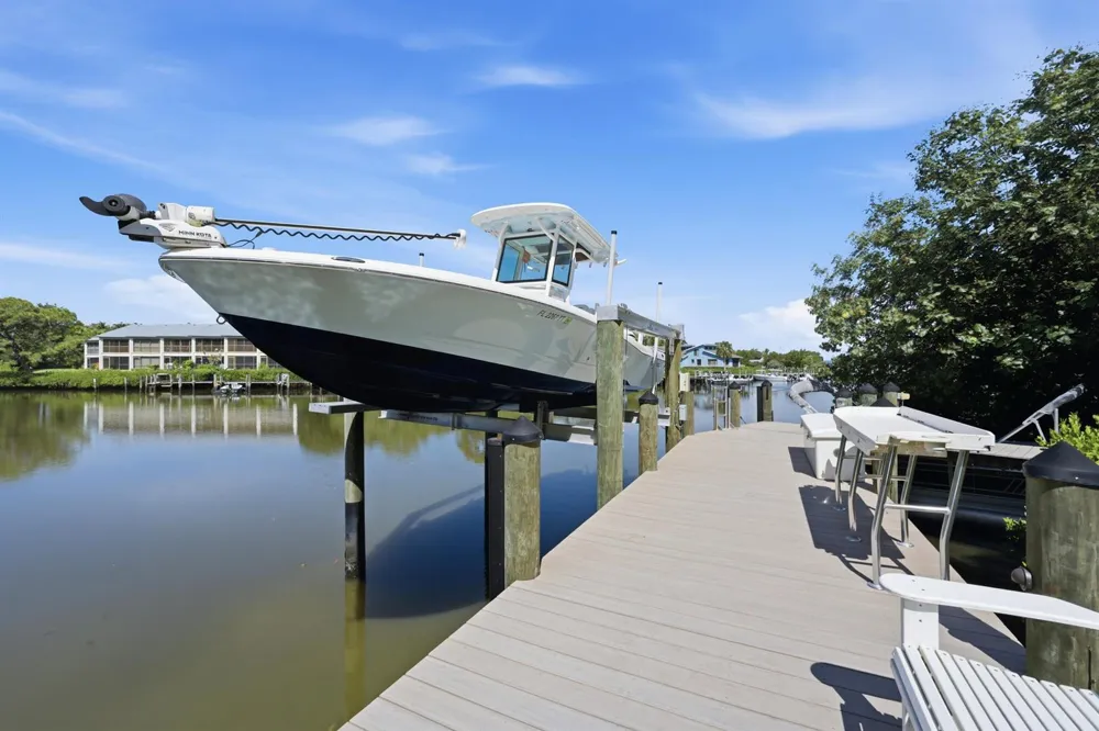 4916 SE MANATEE COVE ROAD Stuart, FL 34997
