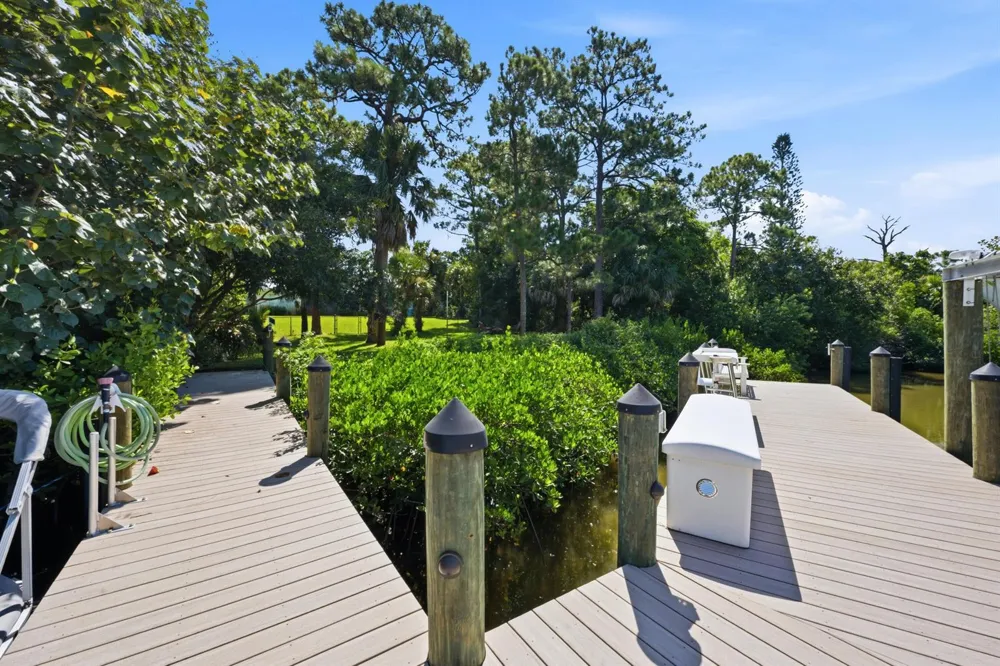 4916 SE MANATEE COVE ROAD Stuart, FL 34997