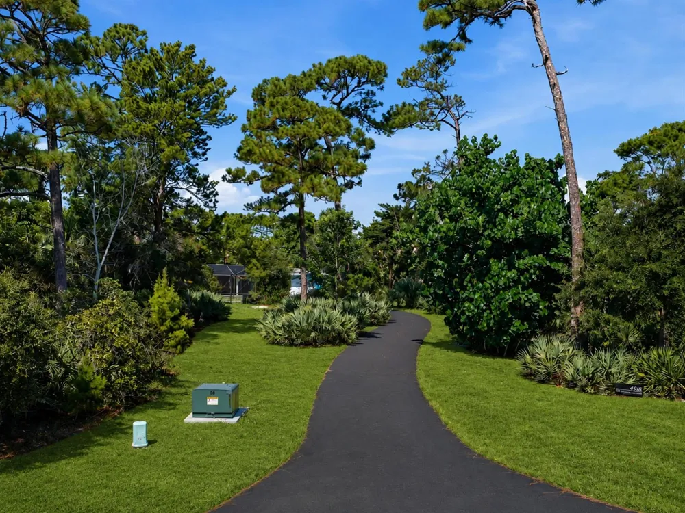4916 SE MANATEE COVE ROAD Stuart, FL 34997