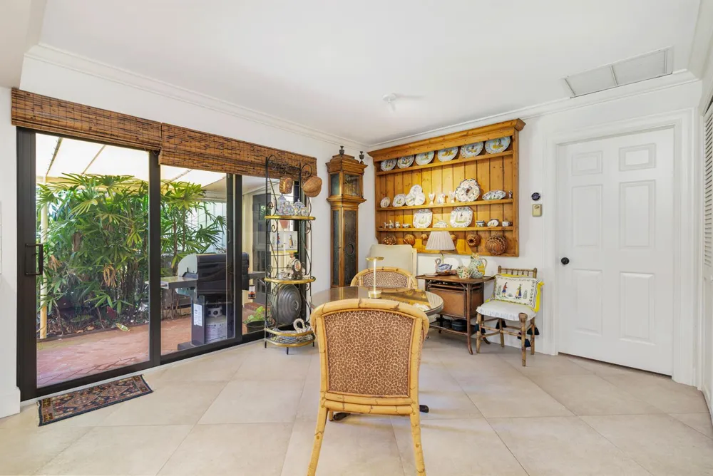 11290 Glen Oaks Court North Palm Beach, FL 33408