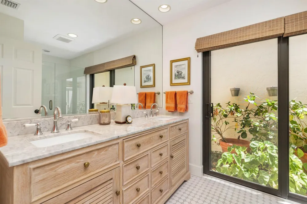 11290 Glen Oaks Court North Palm Beach, FL 33408