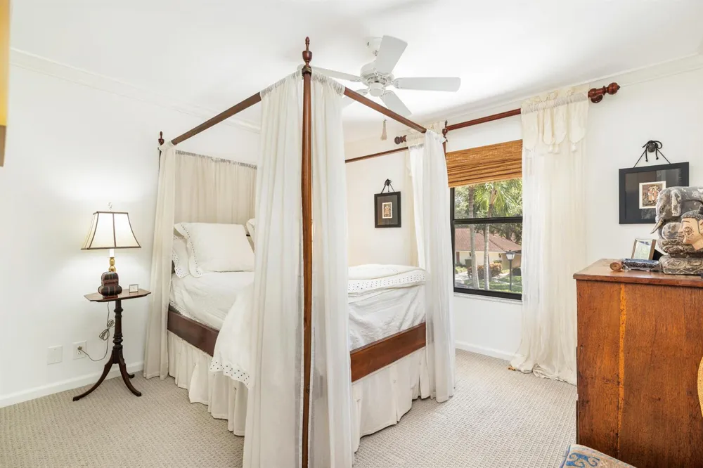 11290 Glen Oaks Court North Palm Beach, FL 33408