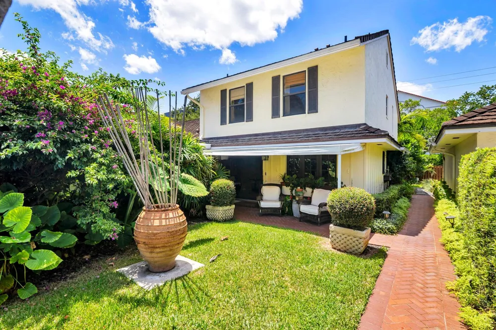 11290 Glen Oaks Court North Palm Beach, FL 33408