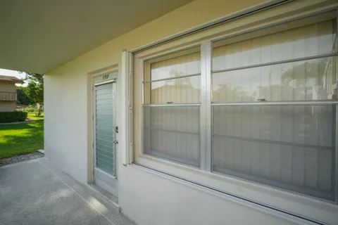 132 CAMBRIDGE F #132