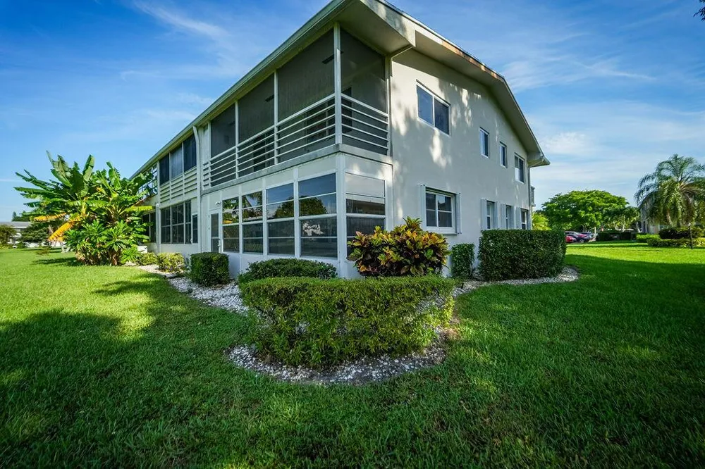 132 CAMBRIDGE F #132 West Palm Beach, FL 33417