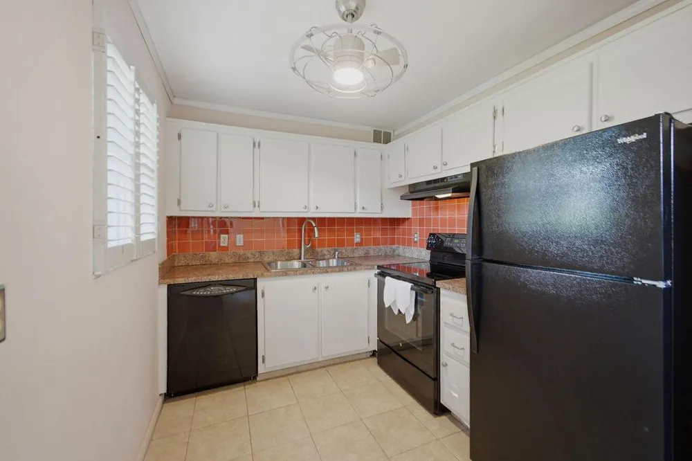 132 CAMBRIDGE F #132 West Palm Beach, FL 33417