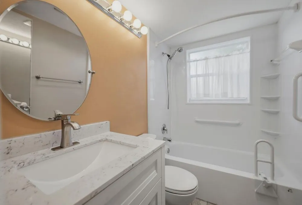 132 CAMBRIDGE F #132 West Palm Beach, FL 33417