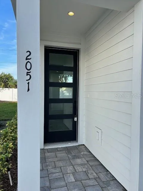 2051 PEEL AVENUE Orlando, FL 32806