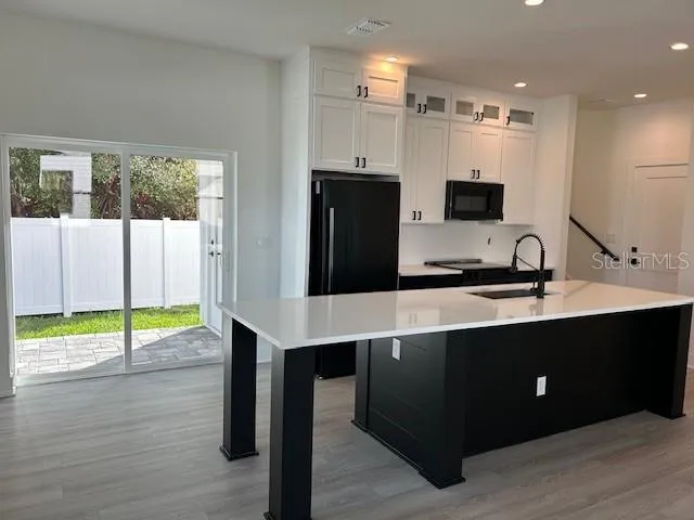 2051 PEEL AVENUE Orlando, FL 32806