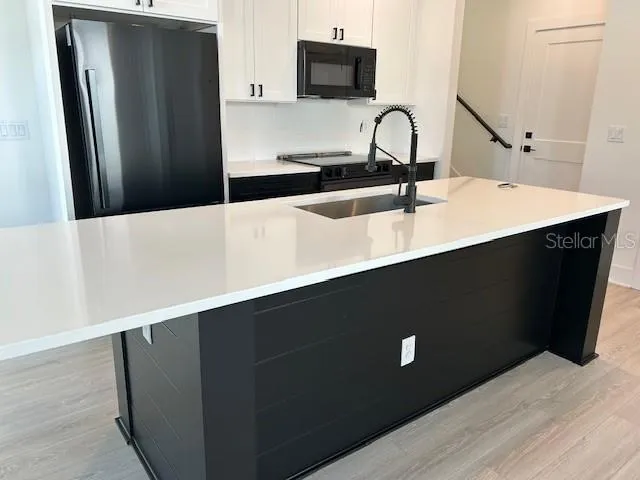 2051 PEEL AVENUE Orlando, FL 32806
