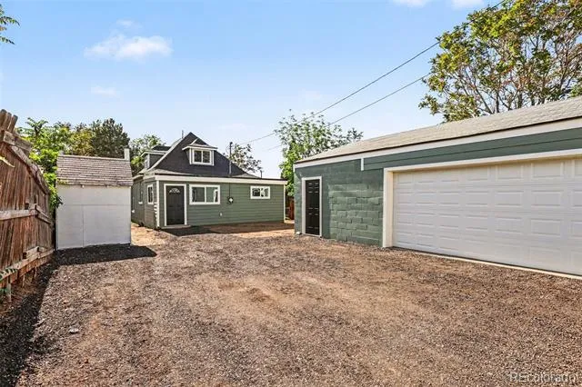 4428 Elizabeth Street Denver, CO 80216