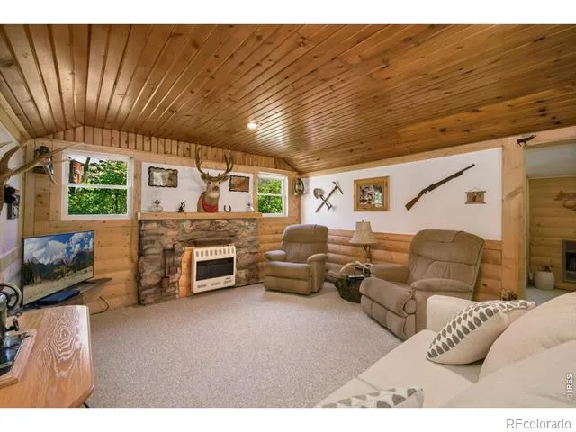 47 Falls Creek Drive Bellvue, CO 80512