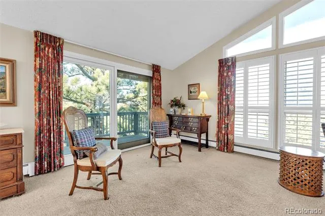 7116 Fox Circle Larkspur, CO 80118