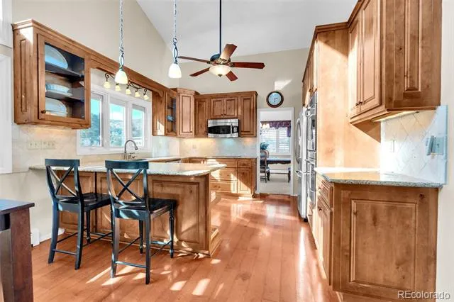 7116 Fox Circle Larkspur, CO 80118