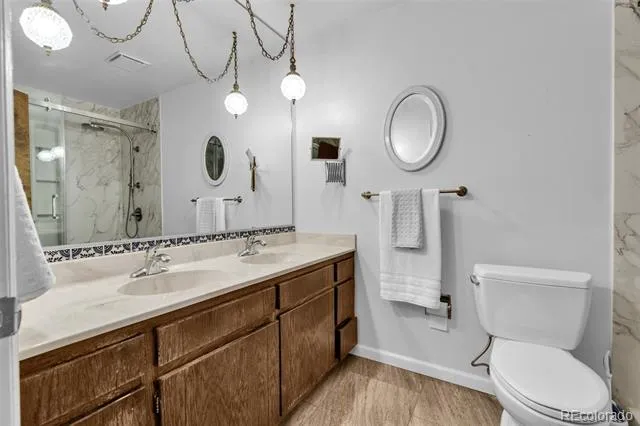 7116 Fox Circle Larkspur, CO 80118