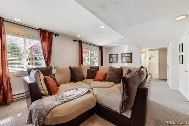 3347 Thistlebrook Circle Littleton, CO 80126