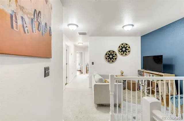 571 S Mobile Place Aurora, CO 80017