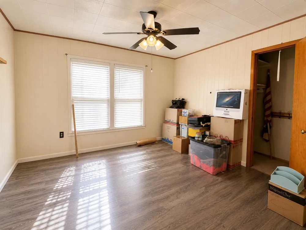 1 Avenue K E Haskell, TX 79521