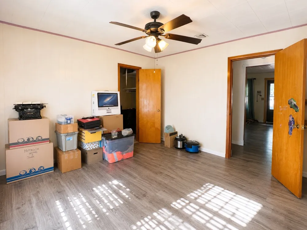 1 Avenue K E Haskell, TX 79521
