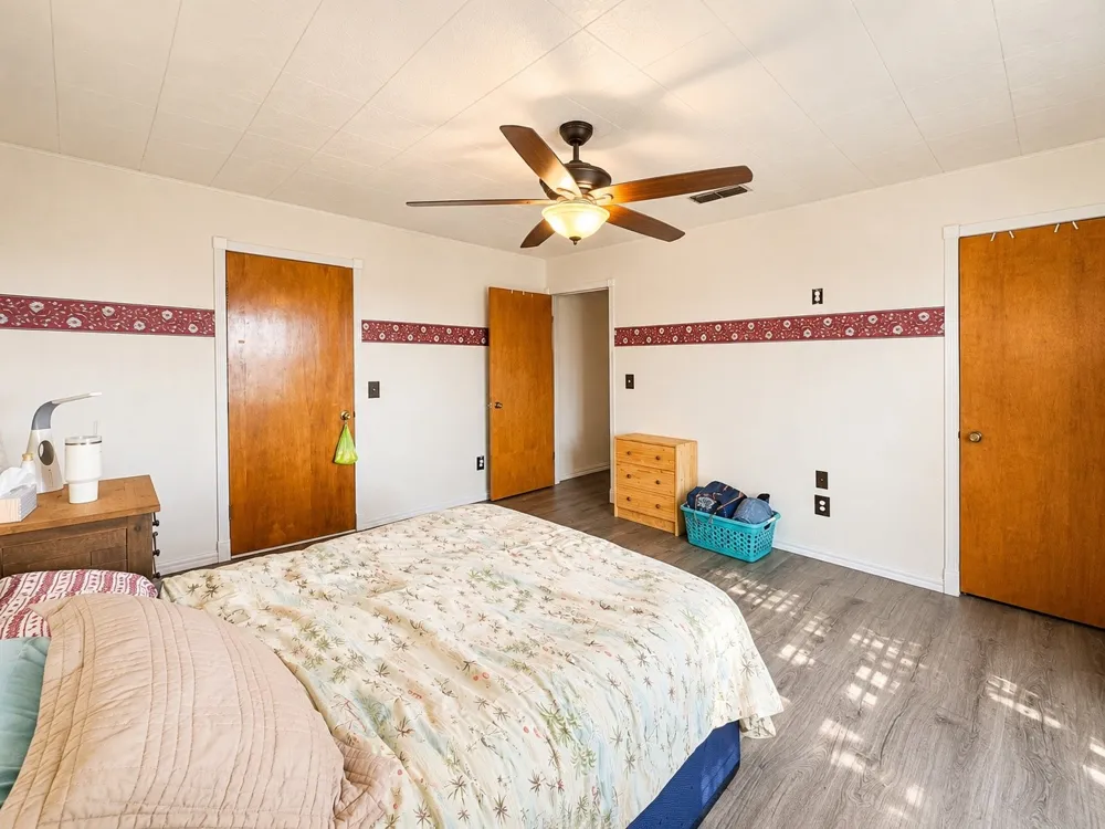 1 Avenue K E Haskell, TX 79521