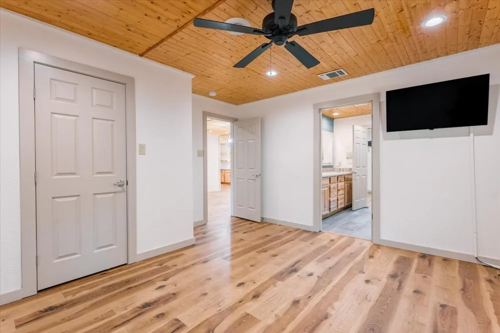 421 Lazy Bend Road Millsap, TX 76066