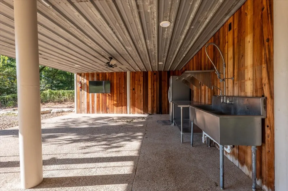 421 Lazy Bend Road Millsap, TX 76066