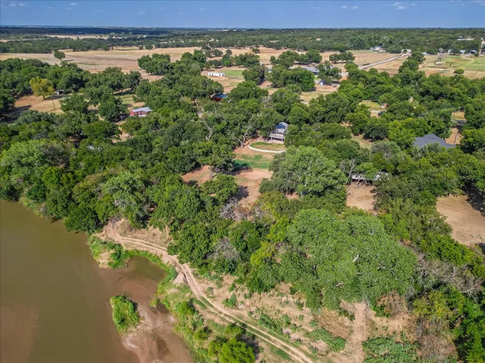 421 Lazy Bend Road Millsap, TX 76066