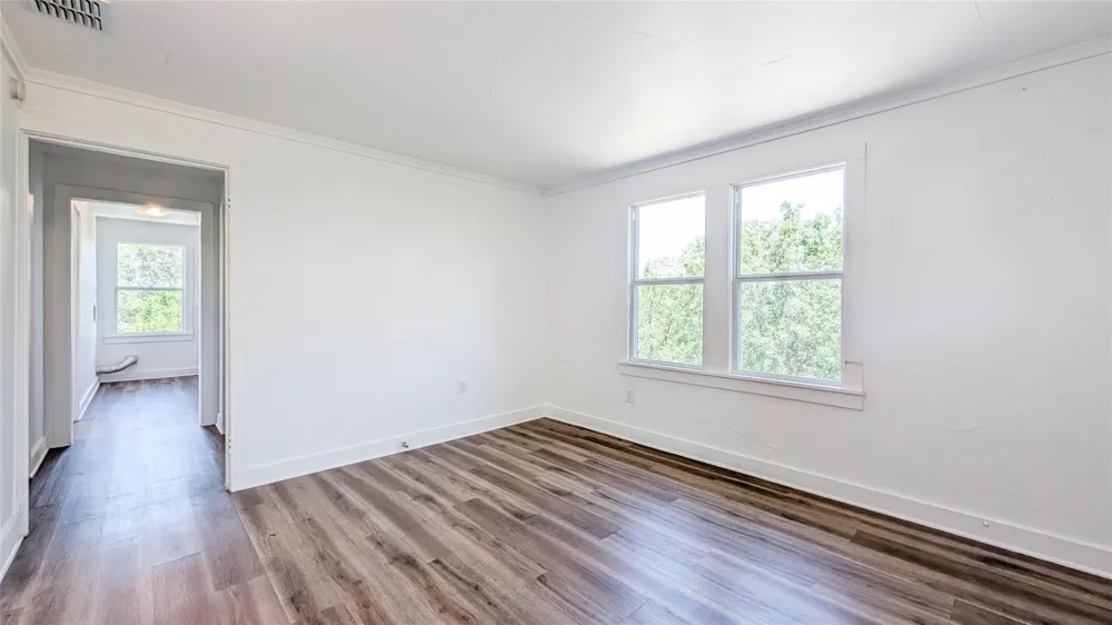 501 E Sixth Street Weatherford, TX 76086