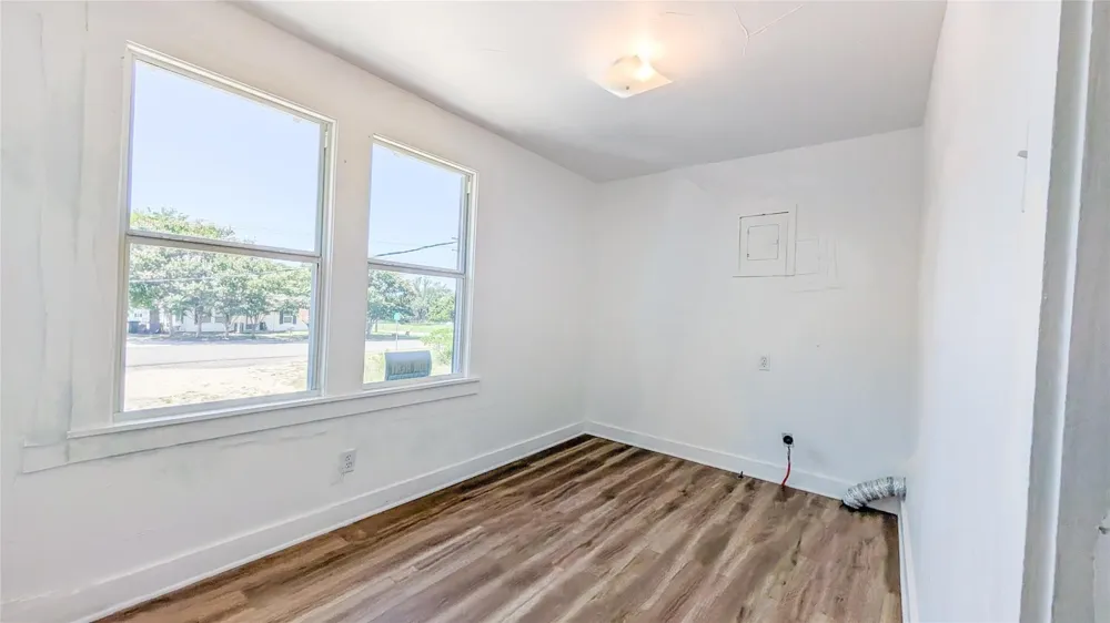 501 E Sixth Street Weatherford, TX 76086