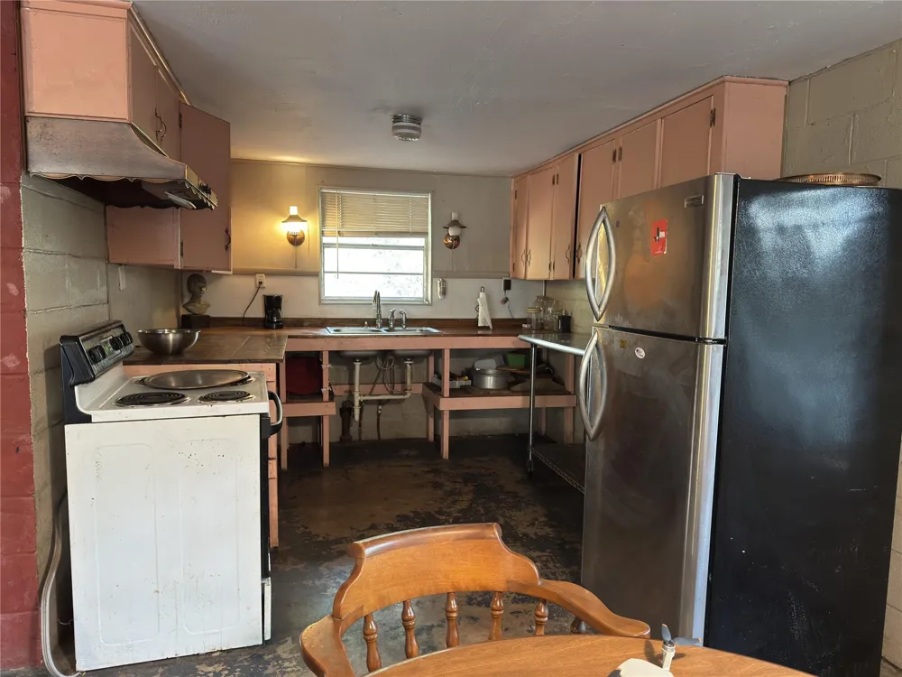 257 County Road 2142c Cleveland, TX 77327