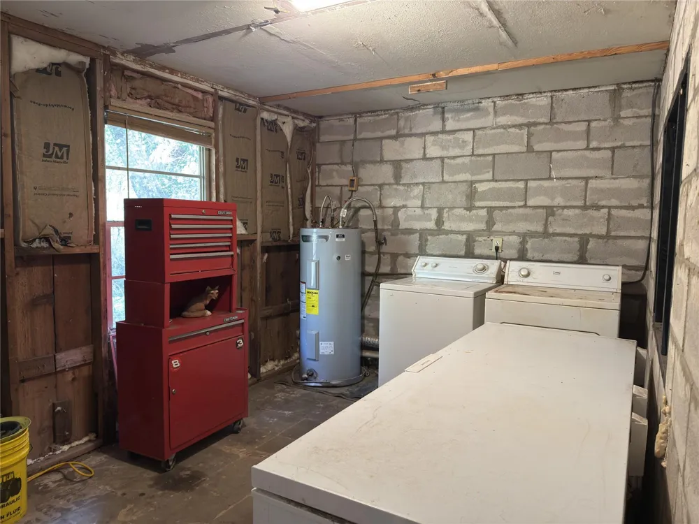 257 County Road 2142c Cleveland, TX 77327