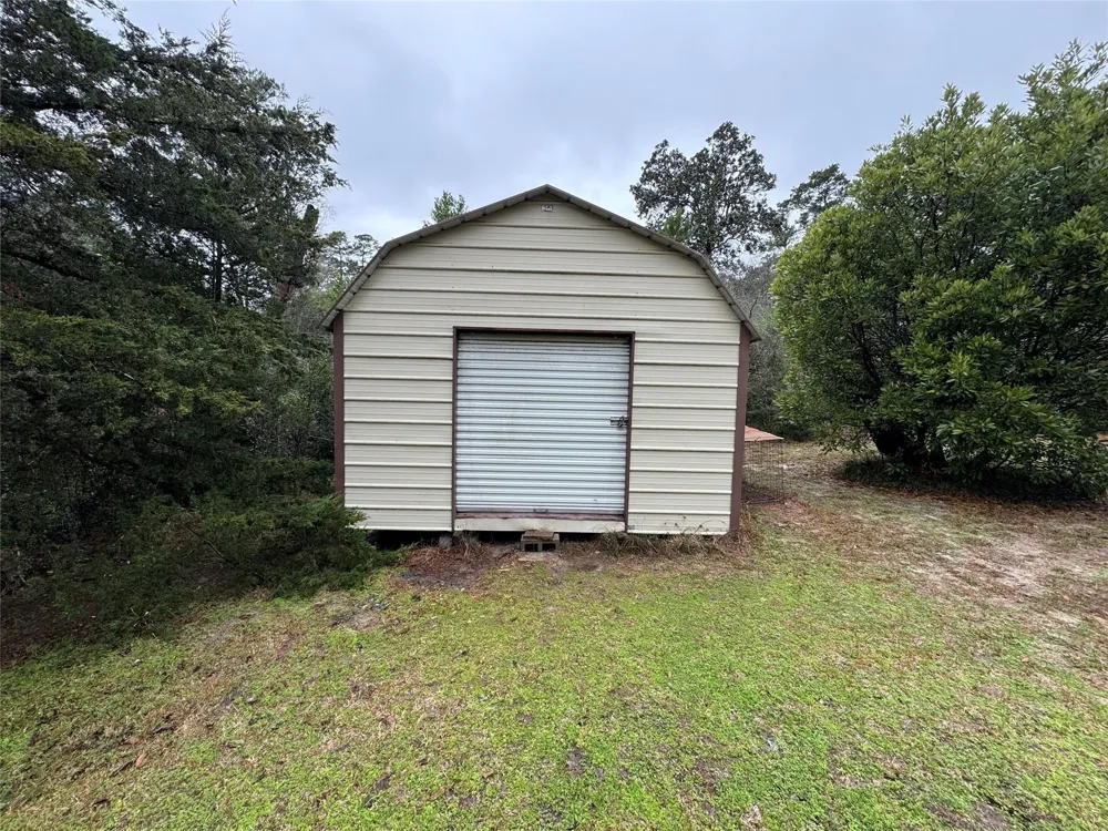 257 County Road 2142c Cleveland, TX 77327