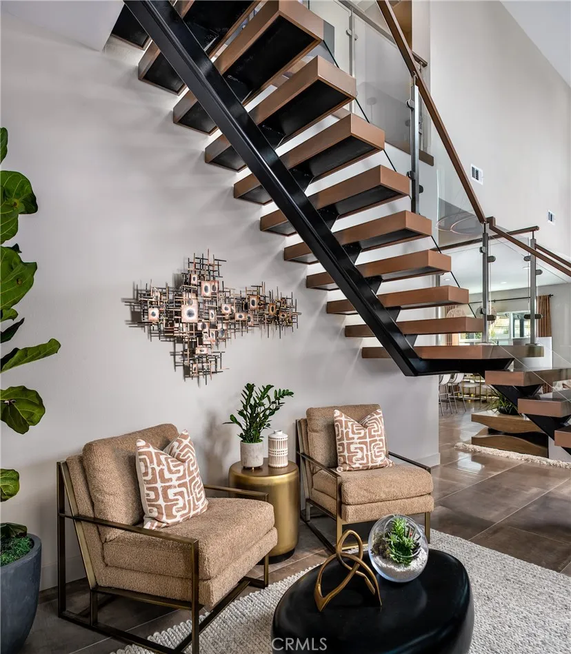 27517 Juniper Lane Valencia, CA 91381