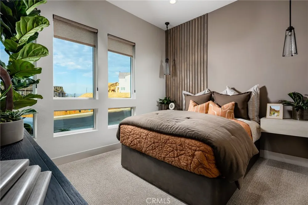 27517 Juniper Lane Valencia, CA 91381