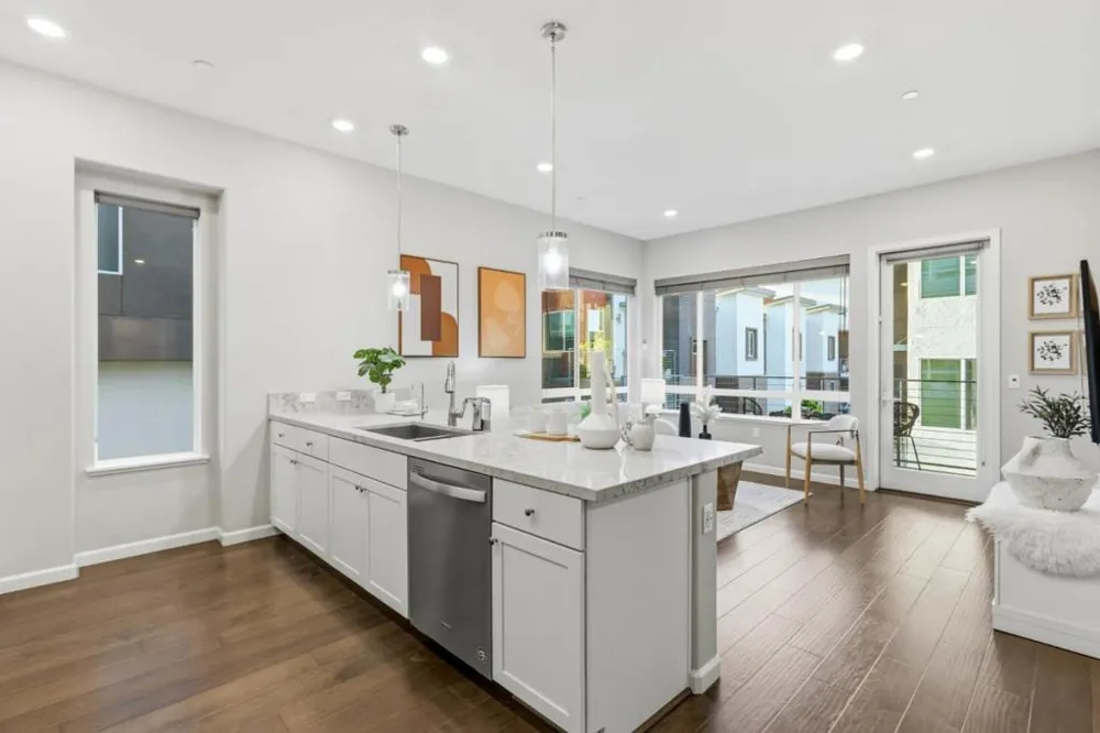 2981 Henry Miller #4 San Jose, CA 95136
