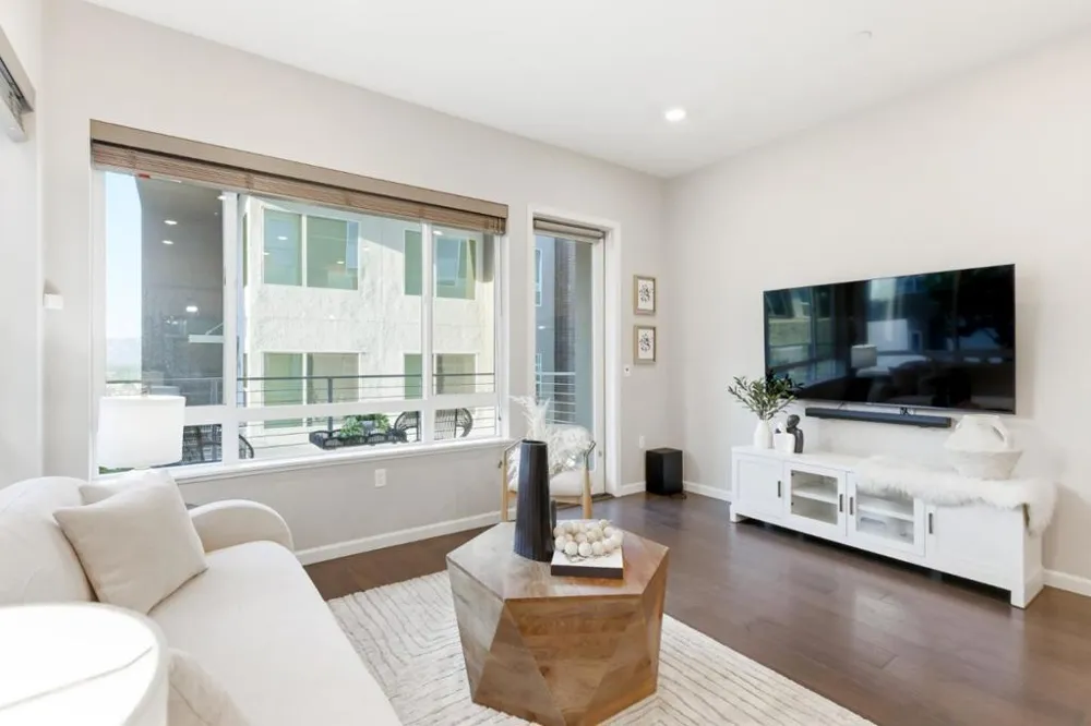 2981 Henry Miller #4 San Jose, CA 95136