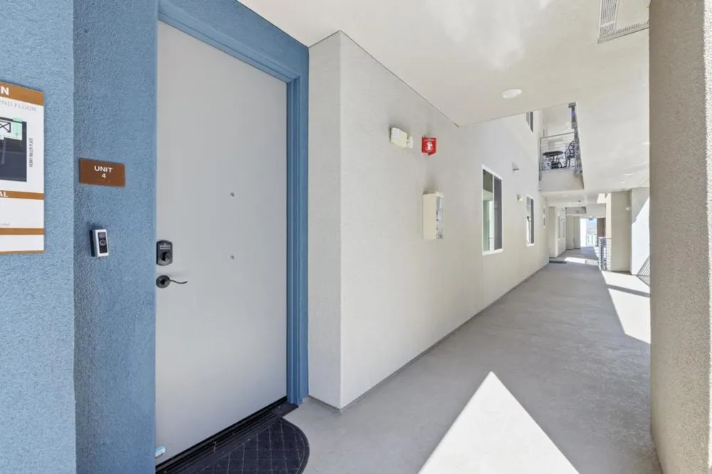 2981 Henry Miller #4 San Jose, CA 95136
