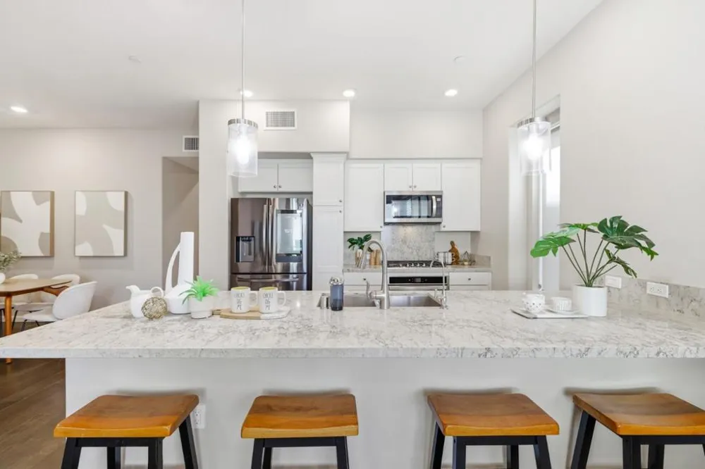 2981 Henry Miller #4 San Jose, CA 95136
