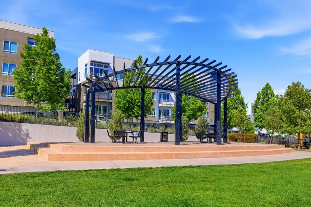 2981 Henry Miller #4 San Jose, CA 95136
