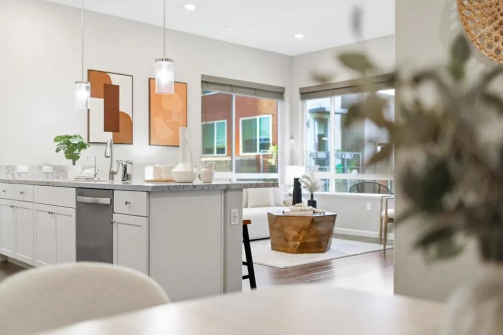 2981 Henry Miller #4 San Jose, CA 95136