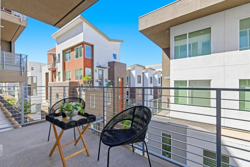 2981 Henry Miller #4 San Jose, CA 95136