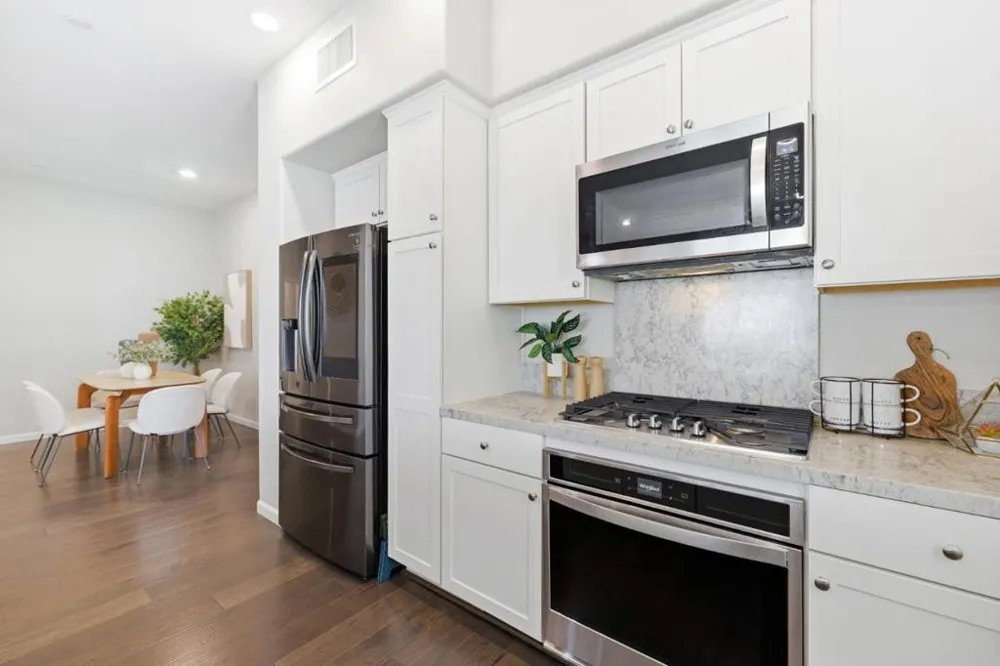 2981 Henry Miller #4 San Jose, CA 95136