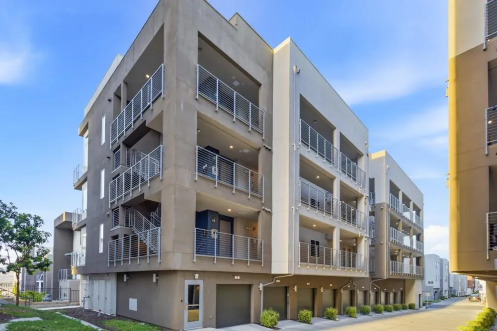 2981 Henry Miller #4 San Jose, CA 95136