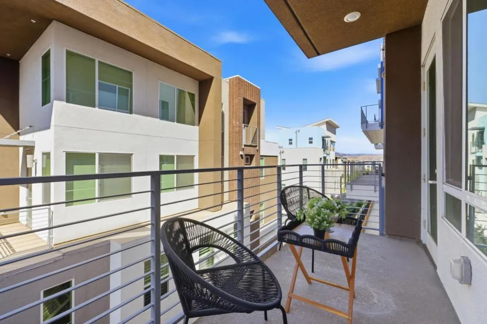 2981 Henry Miller #4 San Jose, CA 95136