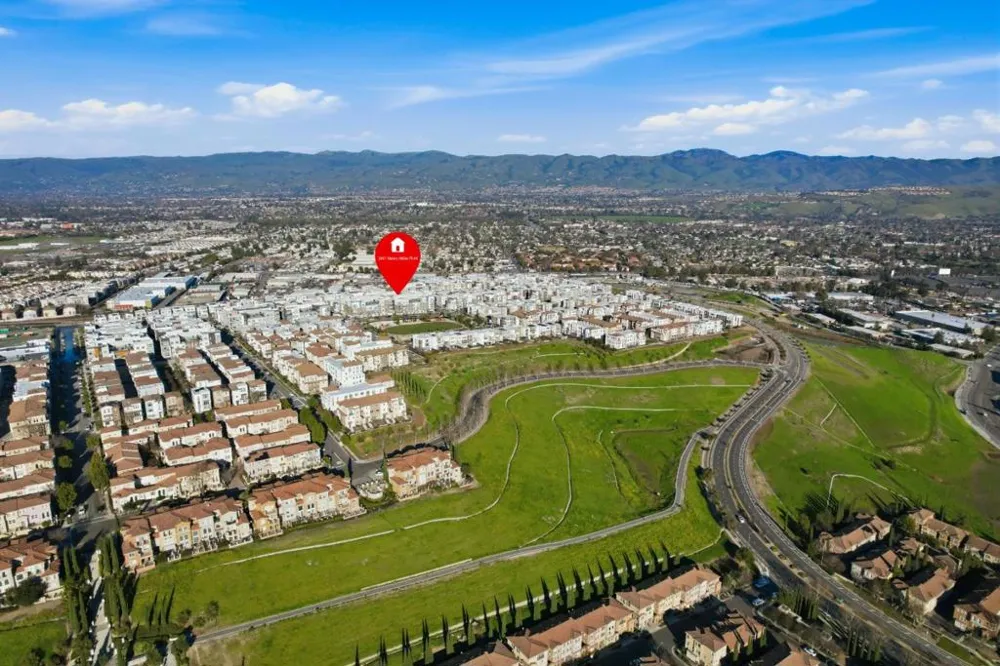 2981 Henry Miller #4 San Jose, CA 95136