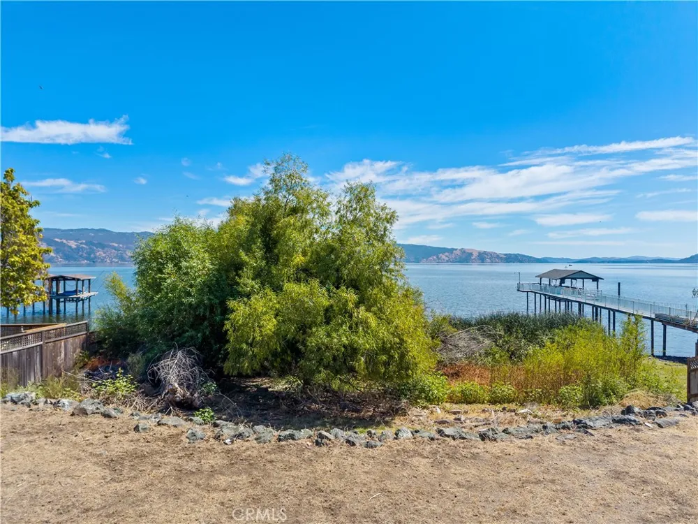 2832 Lakeshore Boulevard Lakeport, CA 95453