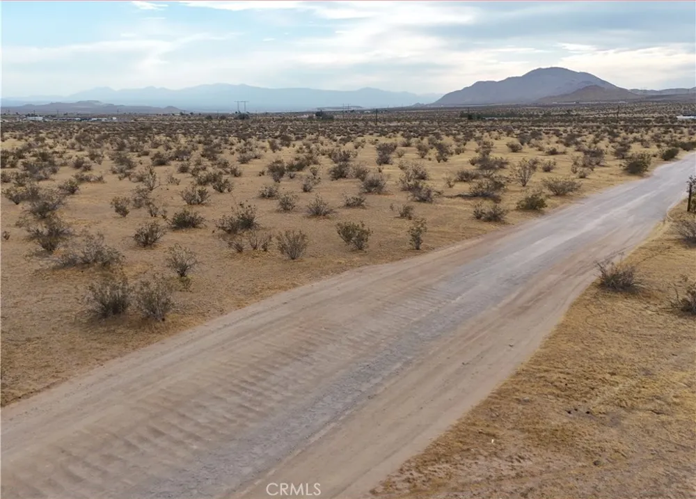 Colusa Road Apple Valley, CA 92307