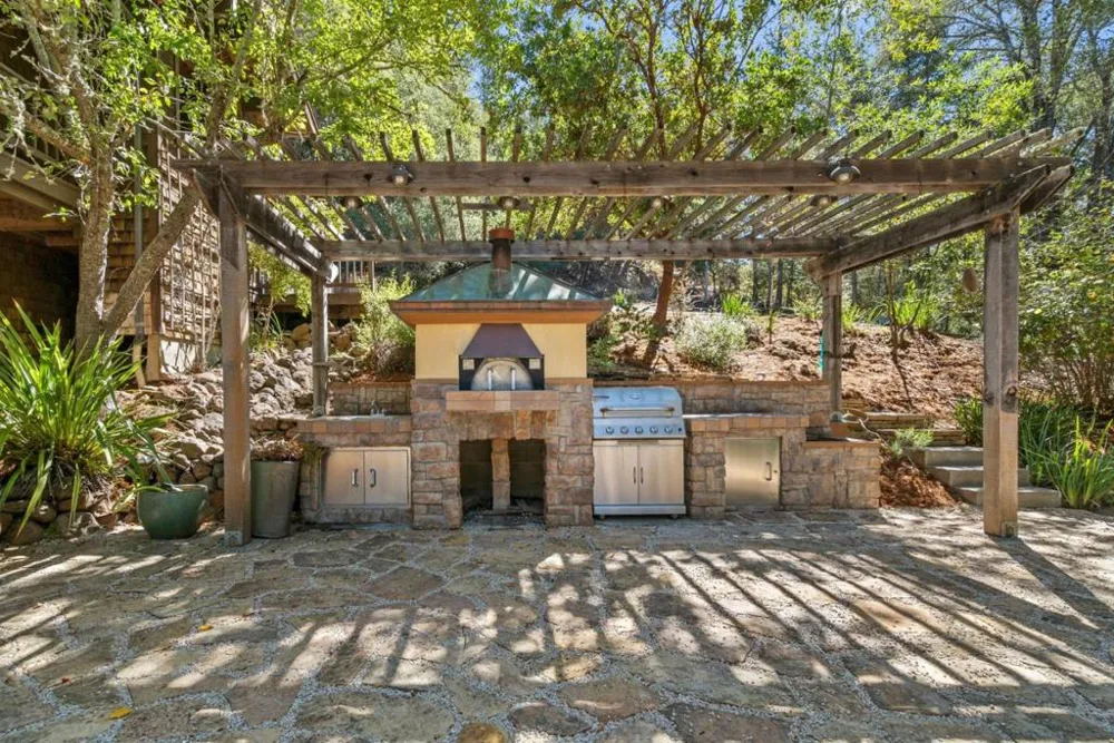 301 Canyon Oaks Santa Cruz, CA 95065