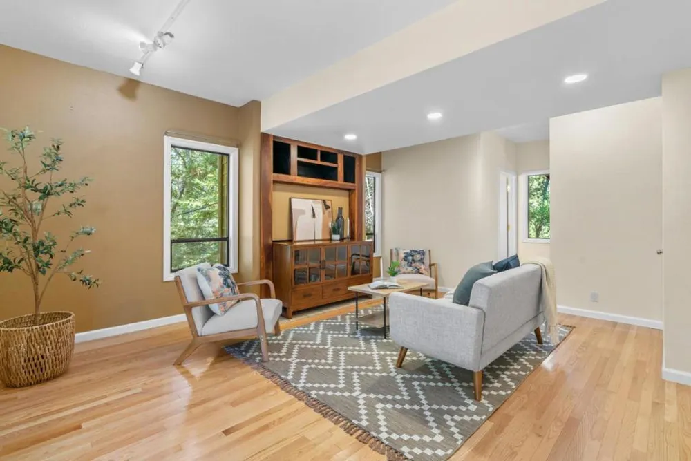 301 Canyon Oaks Santa Cruz, CA 95065