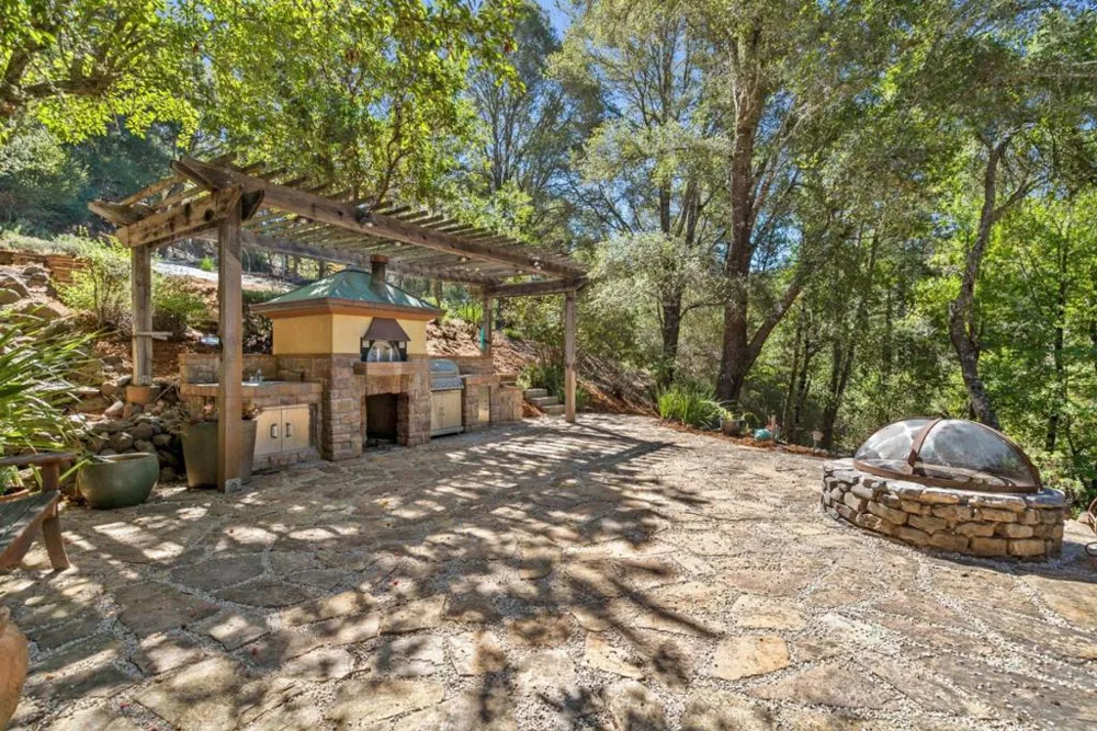 301 Canyon Oaks Santa Cruz, CA 95065
